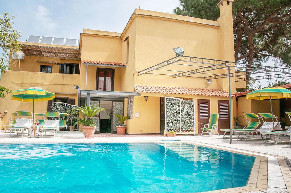Annabelle 3* Ischia