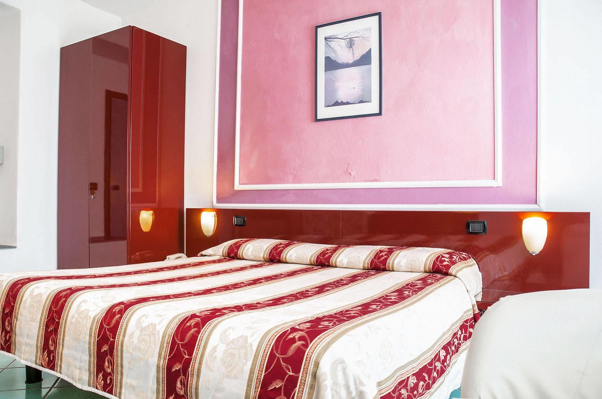 Annabelle 3* Ischia